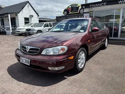 2001 Nissan Maxima 3.0 ST AUTO photo 2