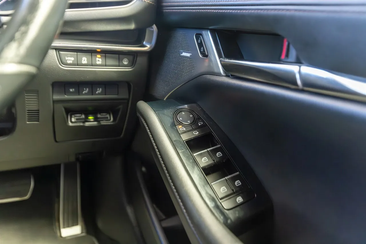 2019 Mazda 3 L-Package / Limited