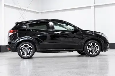 2015 Honda Vezel Hybrid Z photo 7