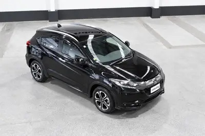 2015 Honda Vezel Hybrid Z photo 2