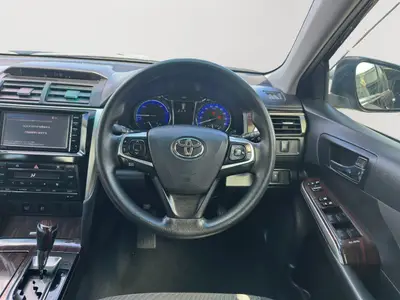 2015 Toyota Camry Carplay, Dark Interior photo 17