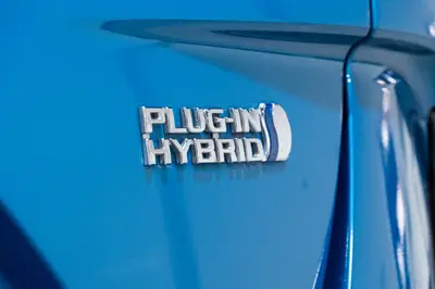 2017 Toyota Prius PHV A photo 13