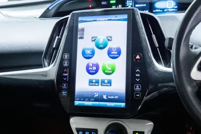 2017 Toyota Prius PHV A photo 18