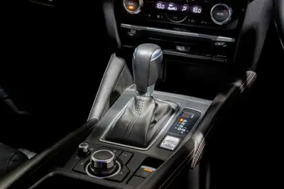 2016 Mazda Atenza Limited / L-Package photo 18