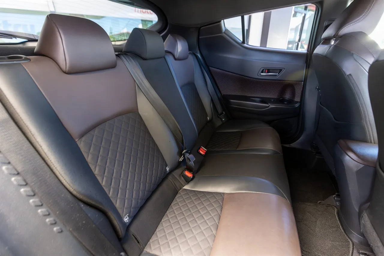 2017 Toyota C-HR Hybrid G