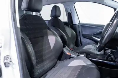 2018 Peugeot 2008 Allure 1.2PT photo 27