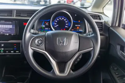 2017 Honda Fit Hybrid F-Package photo 18
