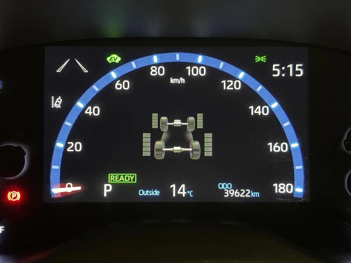 2022 Toyota Yaris Cross Z Limited Hybrid E-Four Station