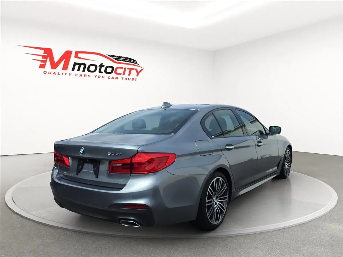 2017 BMW 530i M SPORT, photo 3 of 20