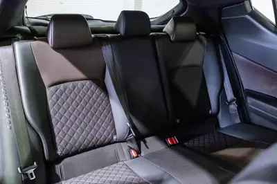 2017 Toyota C-HR G Hybrid Modelista photo 14