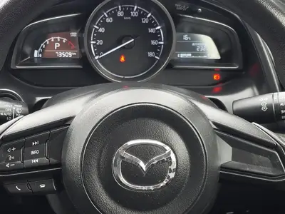 2017 Mazda Demio photo 19
