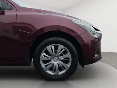 2017 Mazda Demio photo 20