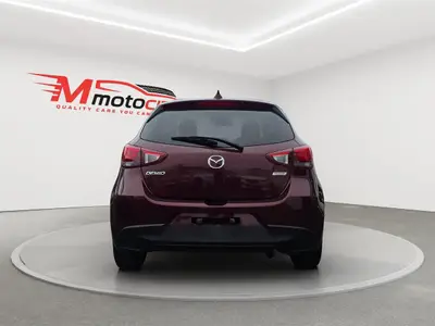 2017 Mazda Demio photo 4
