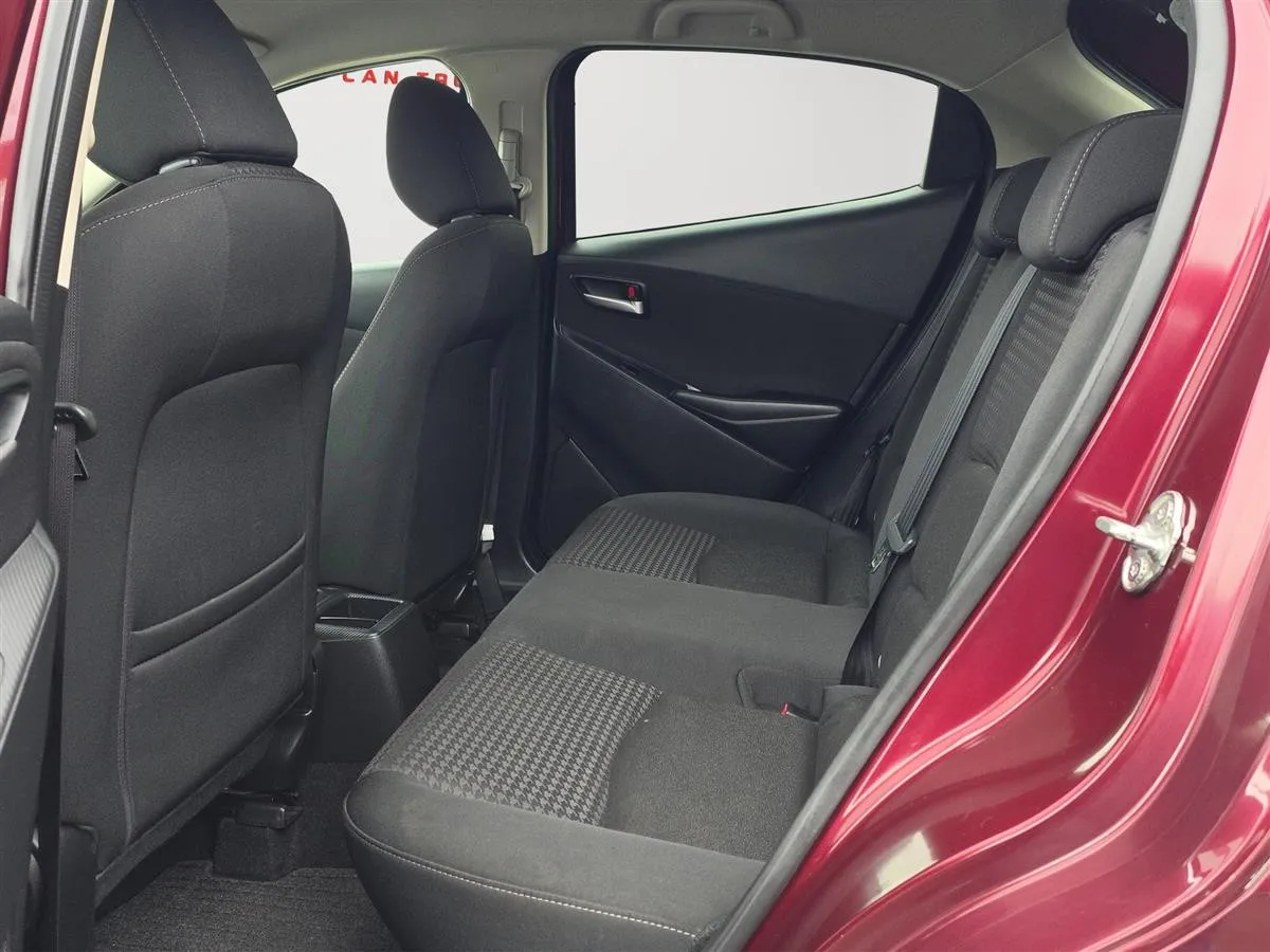 2017 Mazda Demio