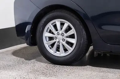 2012 Subaru Impreza 1.6i-L photo 11