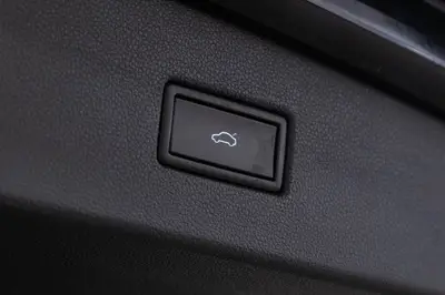 2020 Volkswagen Tiguan TSI R-LINE 4MOTION 2 photo 11