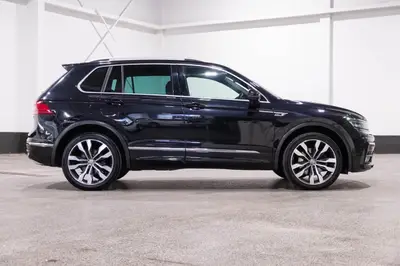 2020 Volkswagen Tiguan TSI R-LINE 4MOTION 2 photo 7