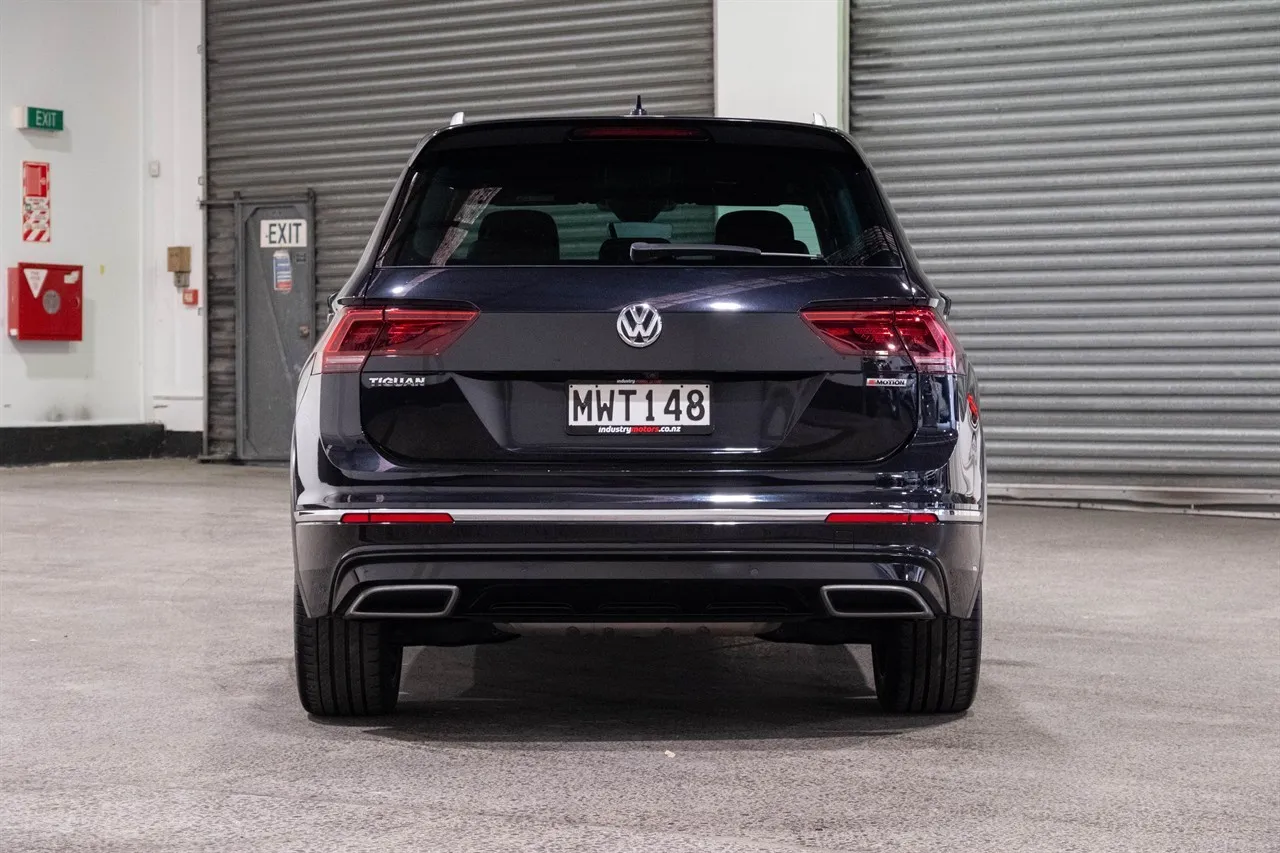 2020 Volkswagen Tiguan TSI R-LINE 4MOTION 2