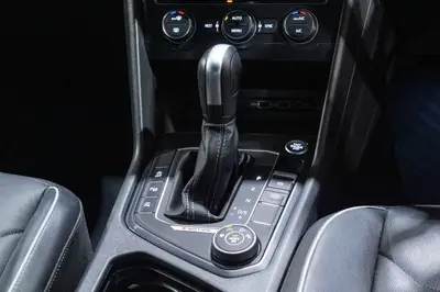 2020 Volkswagen Tiguan TSI R-LINE 4MOTION 2 photo 20