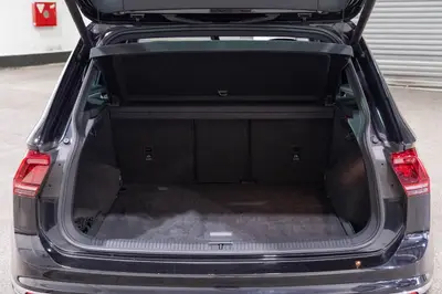 2020 Volkswagen Tiguan TSI R-LINE 4MOTION 2 photo 10