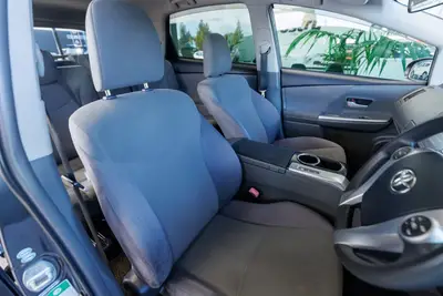 2013 Toyota Prius ALPHA Alpha Hybrid 7 Seats photo 14