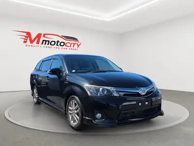 2015 Toyota Corrolla Fielder, G Aero Tourer WXB, half leather Seats Station photo 1