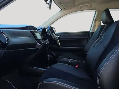 2015 Toyota Corrolla Fielder, G Aero Tourer WXB, half leather Seats Station photo 16