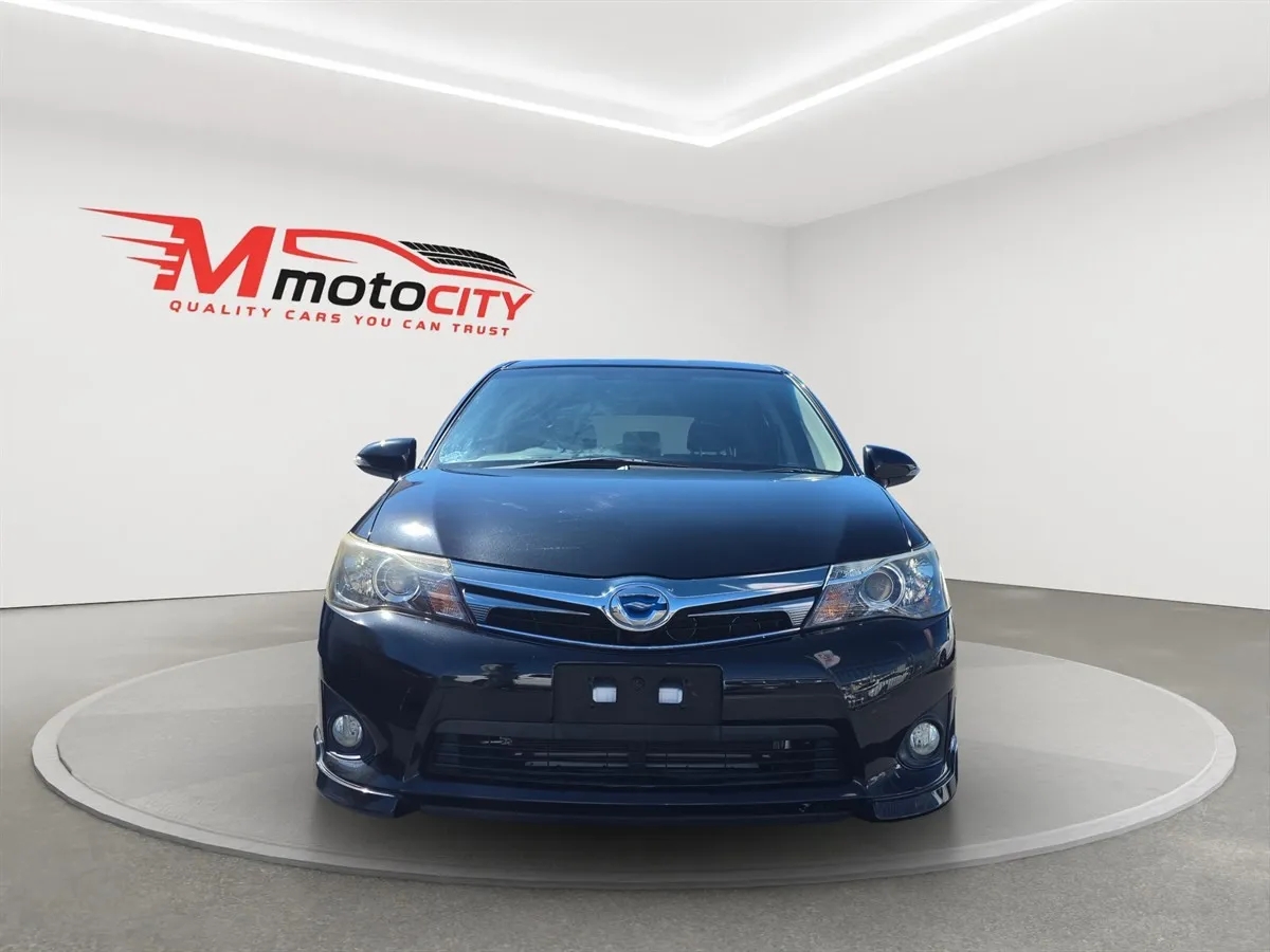 2015 Toyota Corrolla Fielder, G Aero Tourer WXB, half leather Seats Station