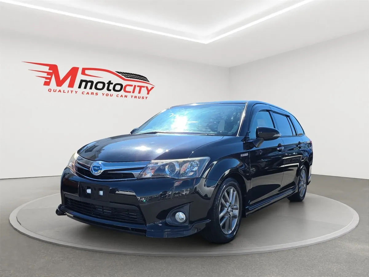 2015 Toyota Corrolla Fielder, G Aero Tourer WXB, half leather Seats Station