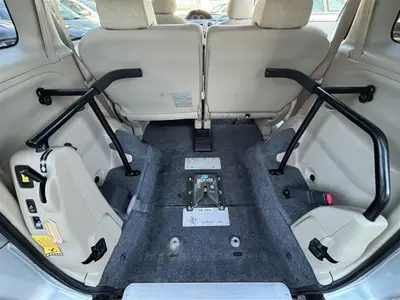 2008 Toyota Sienta Wheelchair Accessible Station photo 10