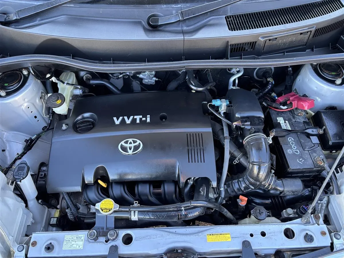 2008 Toyota Sienta Wheelchair Accessible Station