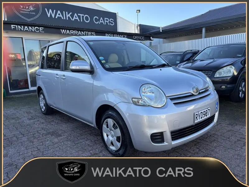 2008 Toyota Sienta Wheelchair Accessible Station