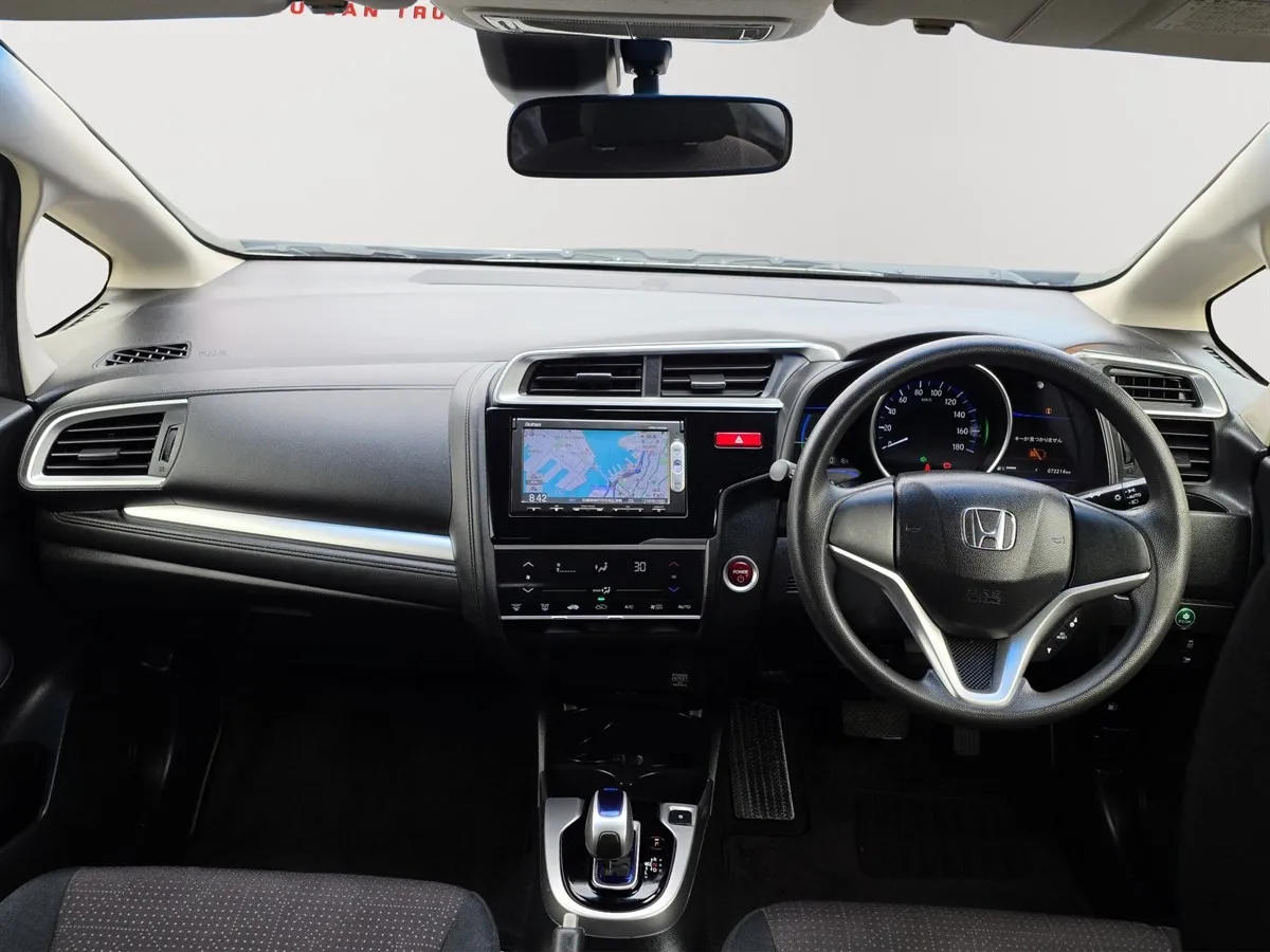 2013 Honda Fit HYBRID, VERY ECONOMICAL ON FUEL