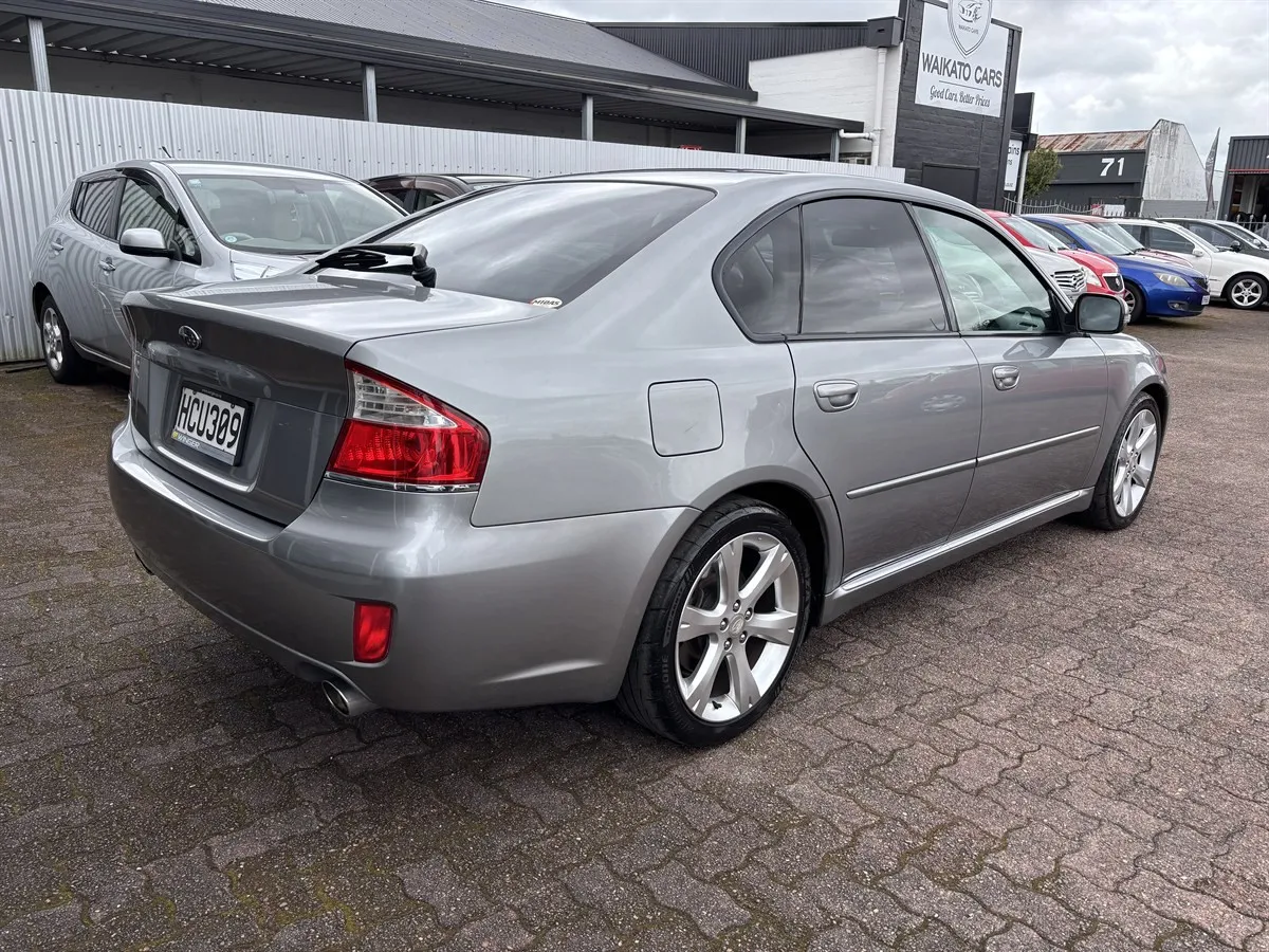 2006 Subaru Legacy 30R