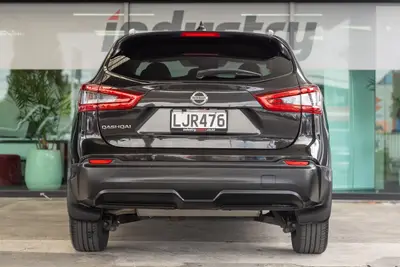2018 Nissan Qashqai ST-L photo 8