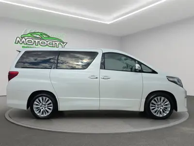 2012 Toyota Alphard Cruise control, Dark Interior Station photo 2