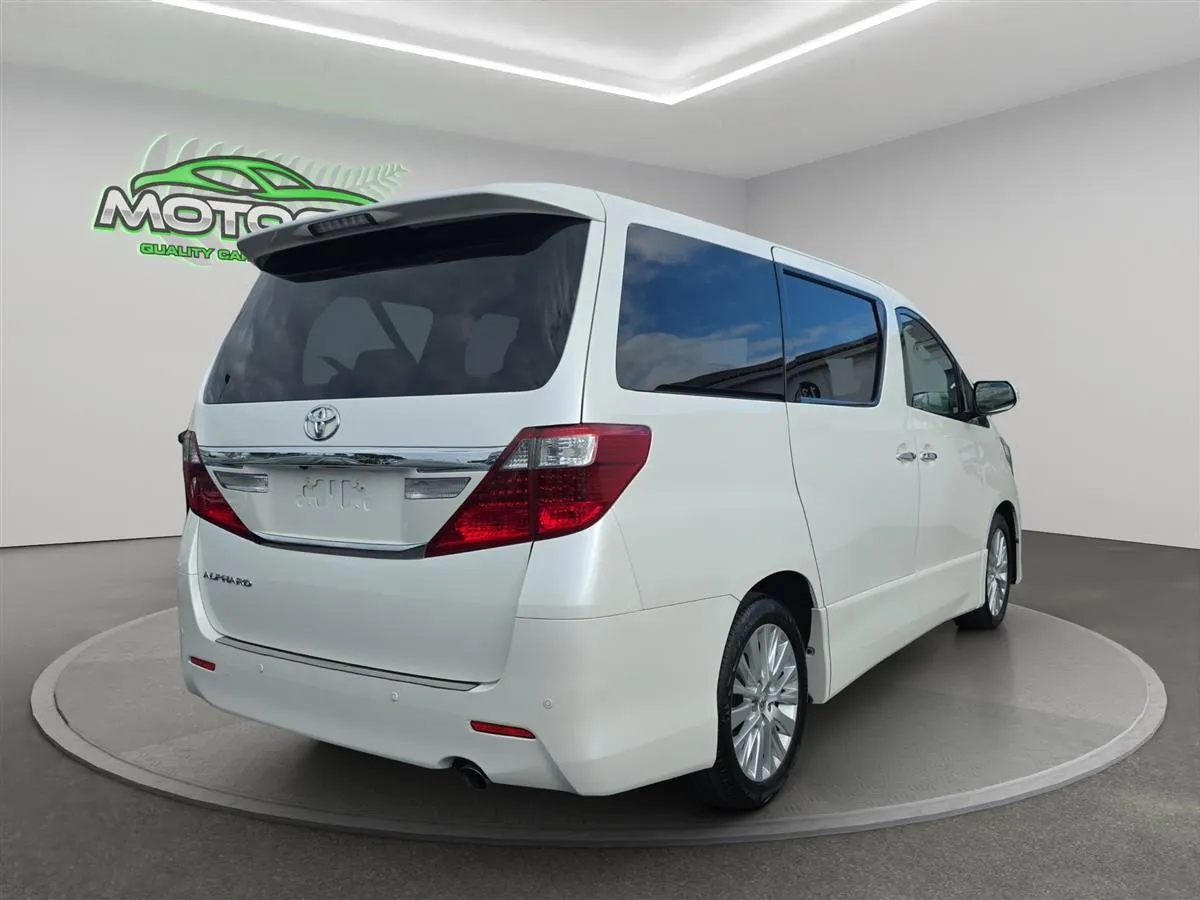 2012 Toyota Alphard Cruise control, Dark Interior Station