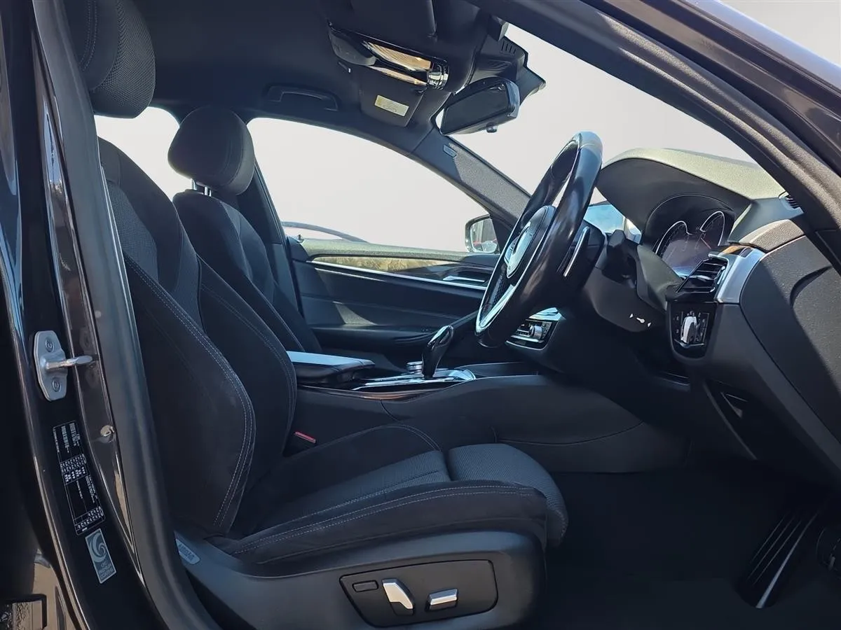 2017 BMW 523i New Shape, M Sport,