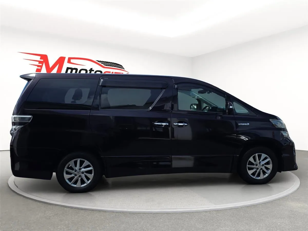 2012 Toyota Vellfire ZR, HYBRID, 7 Seater Station, photo 2 of 20