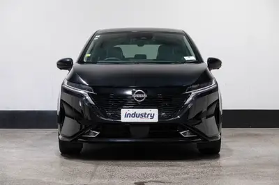 2022 Nissan Note Aura G Hybrid BOSE! photo 6