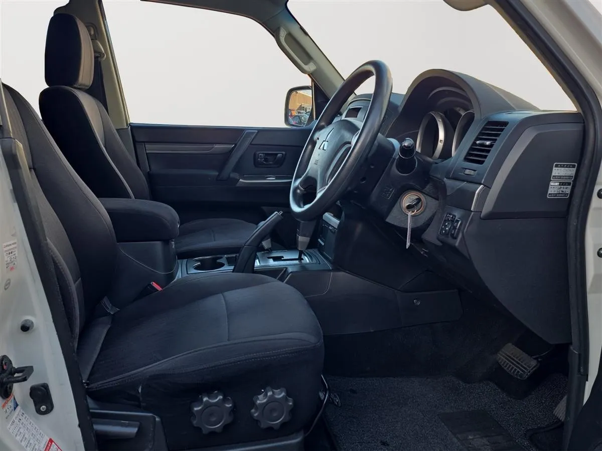 2013 Mitsubishi Pajero GR, LONG EXCEED, Optional, 7 SEATS RV/