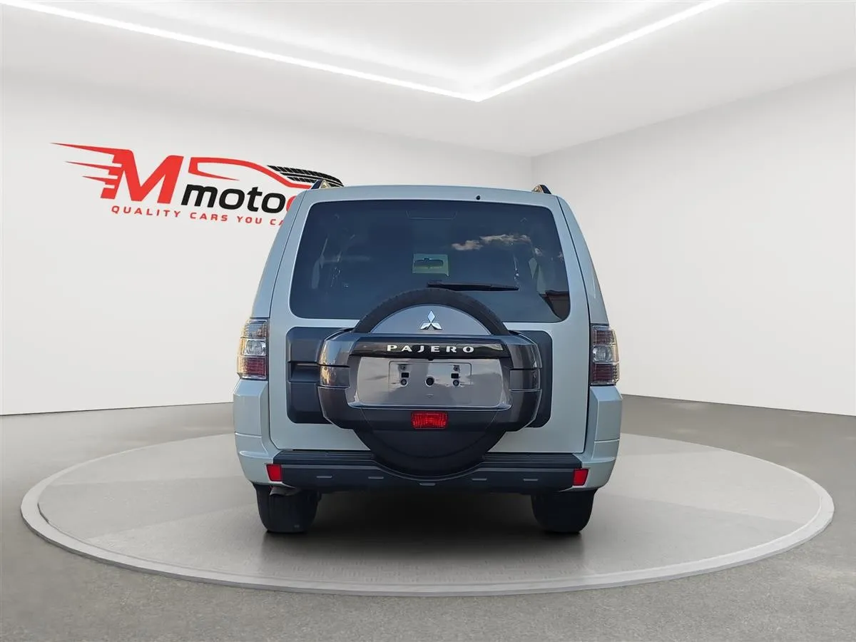 2013 Mitsubishi Pajero GR, LONG EXCEED, Optional, 7 SEATS RV/