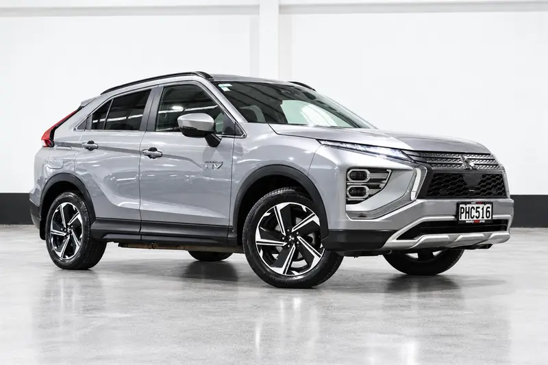 2022 Mitsubishi Eclipse XLS PHEV/4WD/AT