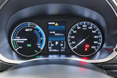 2022 Mitsubishi Eclipse XLS PHEV/4WD/AT photo 16