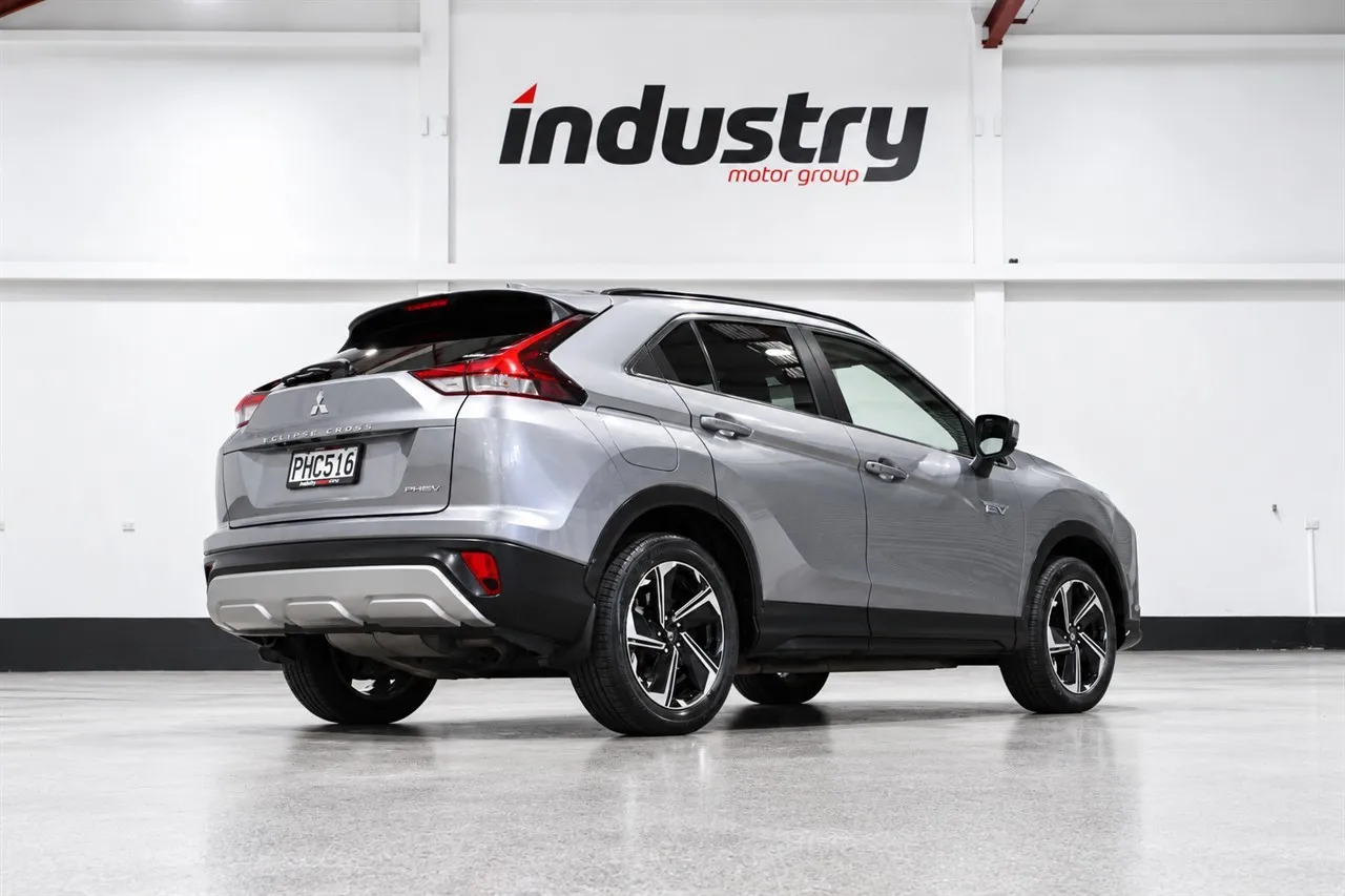 2022 Mitsubishi Eclipse XLS PHEV/4WD/AT