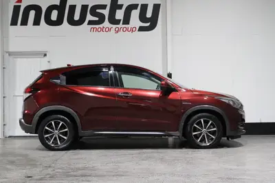 2014 Honda Vezel Hybrid photo 9