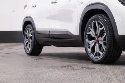 2019 Kia Seltos LTD 1.6P/4WD/7AM photo 4