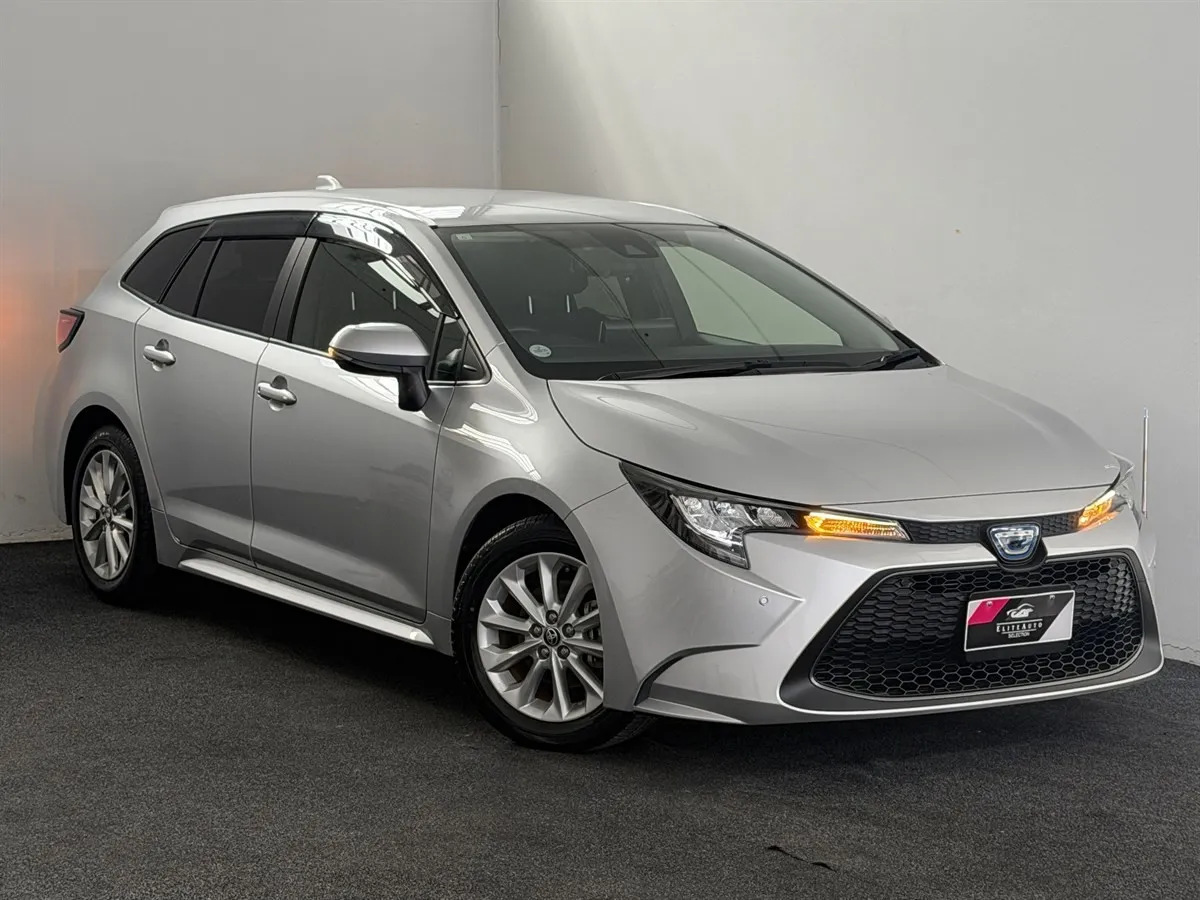2021 Toyota Corolla Touring 1.8S Hybrid BSM TSS Station