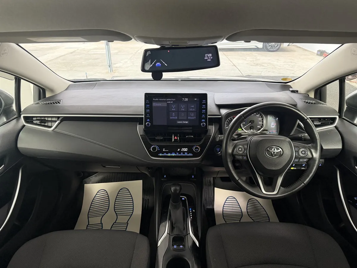 2021 Toyota Corolla Touring 1.8S Hybrid BSM TSS Station