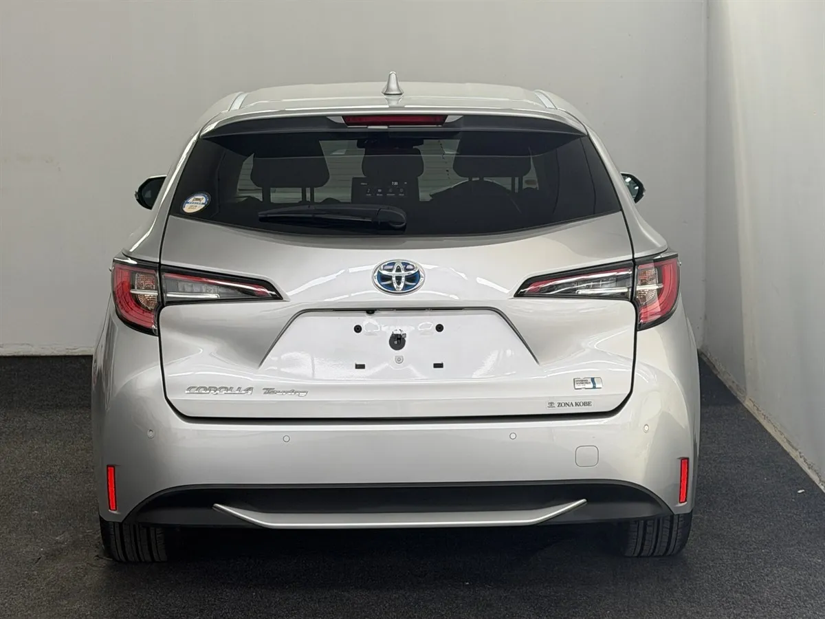 2021 Toyota Corolla Touring 1.8S Hybrid BSM TSS Station